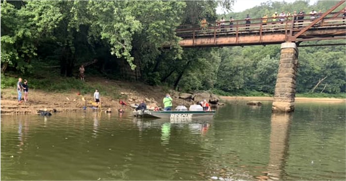 Search Pulaski teen Rockcastle River